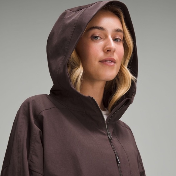 Lululemon - Water-Repellent Hooded Anorak - Espresso - Picture 3 of 9